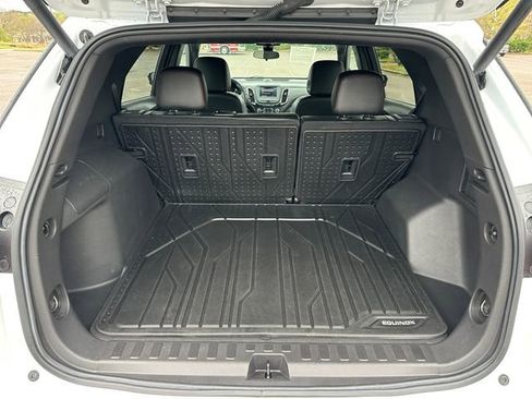 Used 2024 Chevrolet Equinox RS image 29