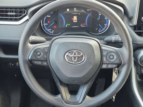Certified 2025 Toyota RAV4 LE AWD/4WD image 23
