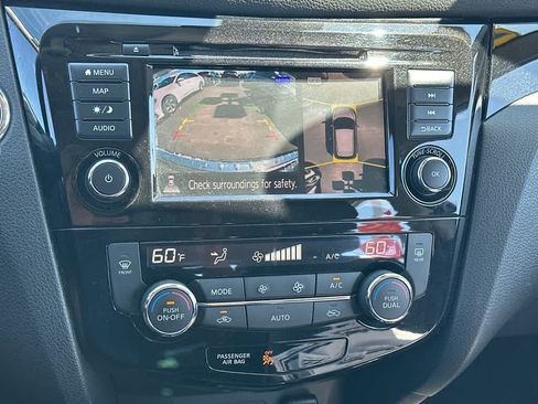 Used 2022 Nissan Rogue Sport SL w/ Premium Package AWD/4WD image 23