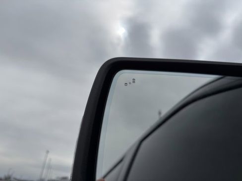 Used 2024 Ford F150 Lariat w/ FX4 Off-Road Package image 13