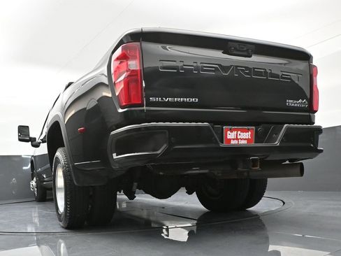 Used 2024 Chevrolet Silverado 3500 High Country w/ High Country Premium Package image 40