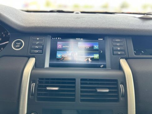 Used 2017 Land Rover Discovery Sport HSE AWD/4WD image 82