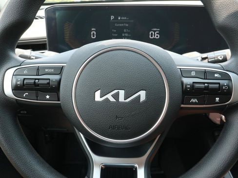 New 2025 Kia K5 LXS FWD image 23