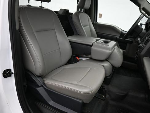 Used 2022 Ford F250 XL w/ Power Equipment Group image 22