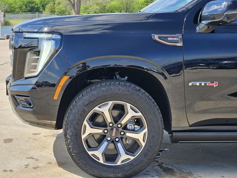 New 2026 GMC Yukon AT4 Ultimate image 6