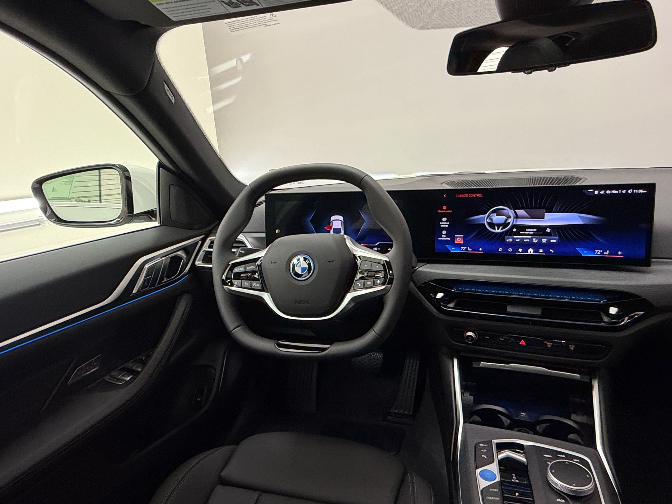 New 2026 BMW i4 eDrive40 w/ Parking Assistance Package RWD image 28