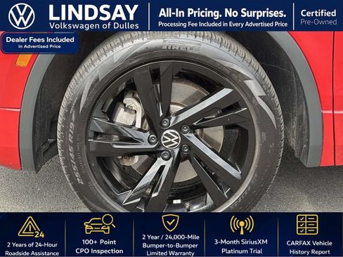 Used 2024 Volkswagen Tiguan SE R-Line AWD/4WD image 9