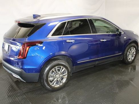 Certified 2023 Cadillac XT5 Premium Luxury w/ Technology Package AWD/4WD image 5