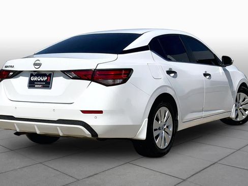 Used 2025 Nissan Sentra S FWD image 13