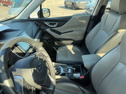 Used 2020 Subaru Forester Limited w/ Popular Package #3 image 10