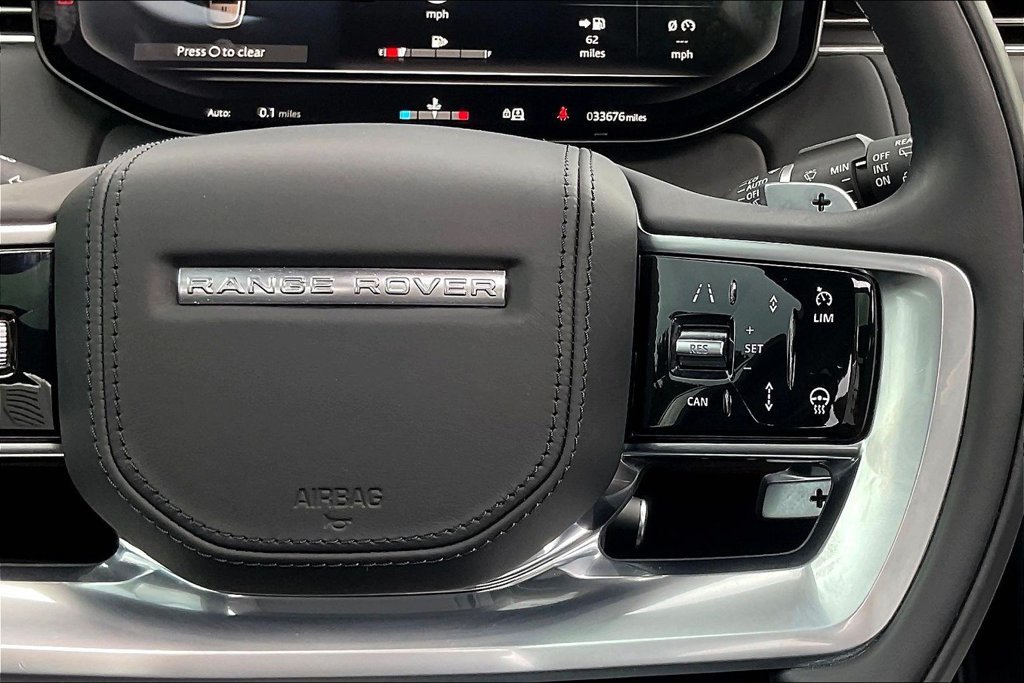 Used 2023 Land Rover Range Rover SE AWD/4WD image 12