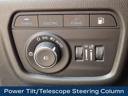 Used 2023 Jeep Grand Cherokee 4WD 4xe w/ Luxury Tech Group II image 9