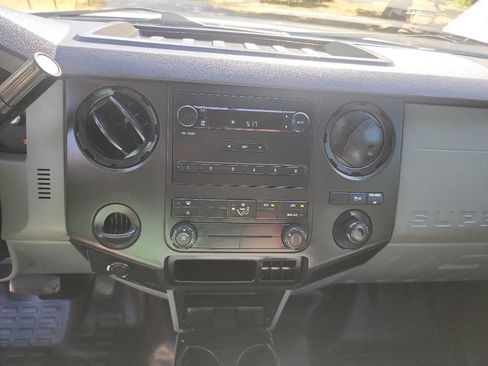 Used 2012 Ford F250 XL RWD image 19
