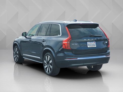 Certified 2024 Volvo XC90 T8 Plus image 6