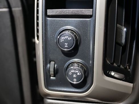 Used 2018 GMC Sierra 1500 Denali AWD/4WD image 26