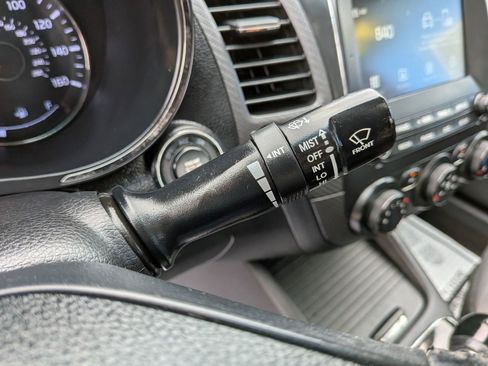 Used 2018 Kia Forte S w/ S Technology Plus Package FWD image 43