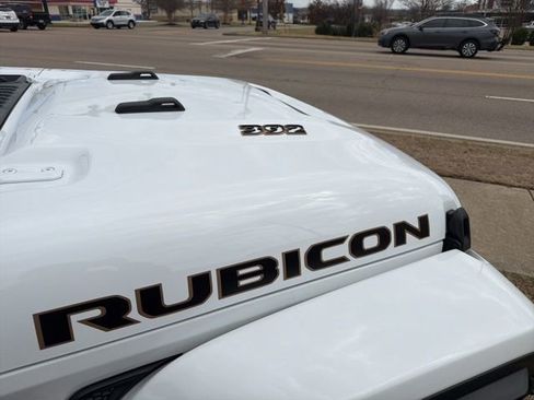 Used 2024 Jeep Wrangler Unlimited Rubicon 392 AWD/4WD image 34