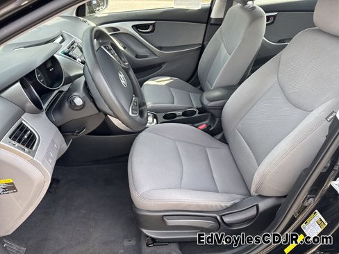 Used 2013 Hyundai Elantra GLS w/ Preferred Pkg image 8