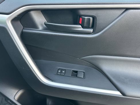 Used 2024 Toyota RAV4 LE image 21