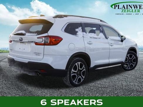 Used 2023 Subaru Ascent Limited image 3