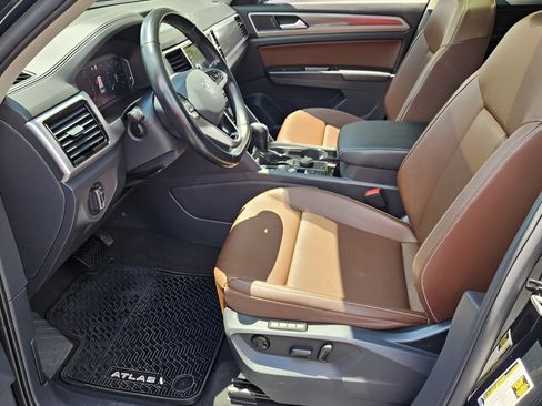 Certified 2021 Volkswagen Atlas SEL AWD/4WD image 13