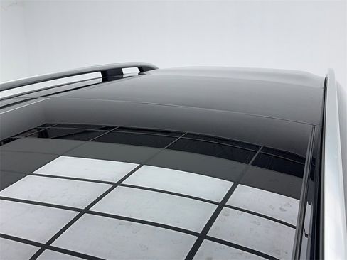 Used 2022 Mercedes-Benz GLB 250 image 13