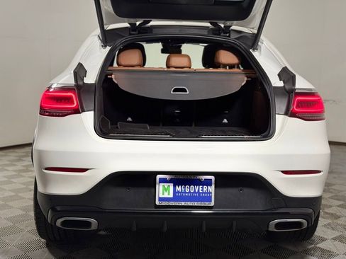 Used 2023 Mercedes-Benz GLC 300 4MATIC Coupe image 6