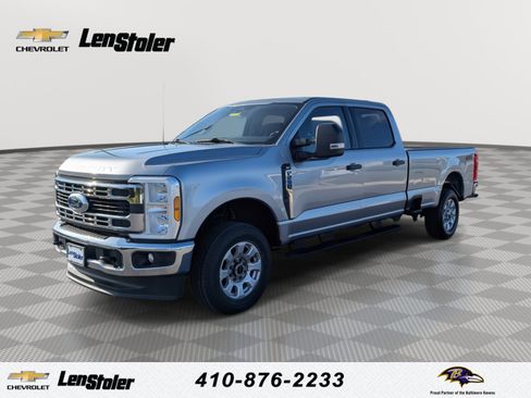 Used 2024 Ford F250 XLT image 1