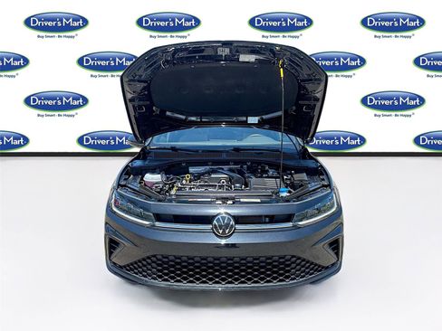 Used 2025 Volkswagen Jetta Sport FWD image 31