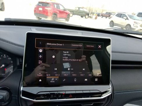 New 2026 Jeep Compass Latitude image 14