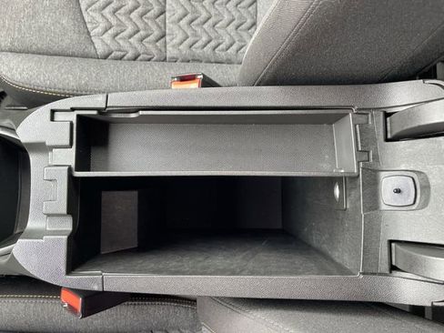 Certified 2024 Chevrolet Equinox LT w/ LPO, Floor Liner Package FWD image 19