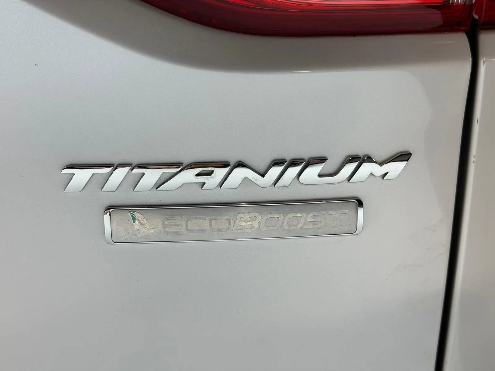 Used 2016 Ford Escape Titanium w/ Equipment Group 301A FWD image 9