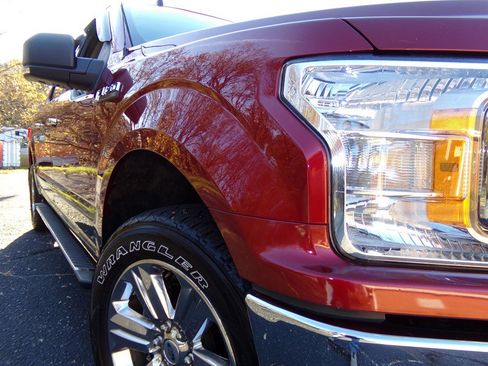 Used 2019 Ford F150 XLT w/ Equipment Group 302A Luxury image 6