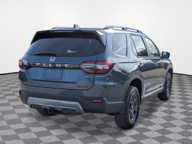 New 2026 Honda Pilot TrailSport image 5