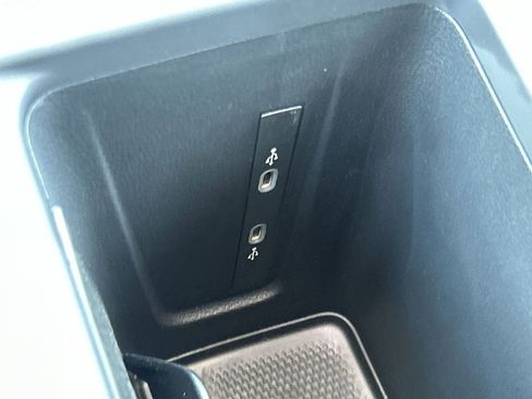 New 2026 Volkswagen Tiguan S FWD image 24