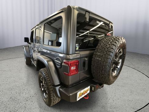 Used 2025 Jeep Wrangler Unlimited Rubicon AWD/4WD image 7