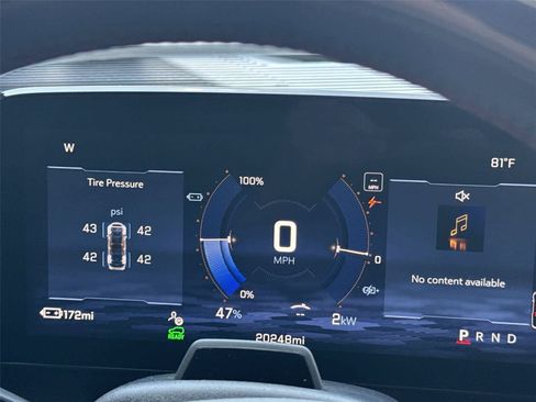 Used 2024 Chevrolet Equinox EV RS FWD image 29