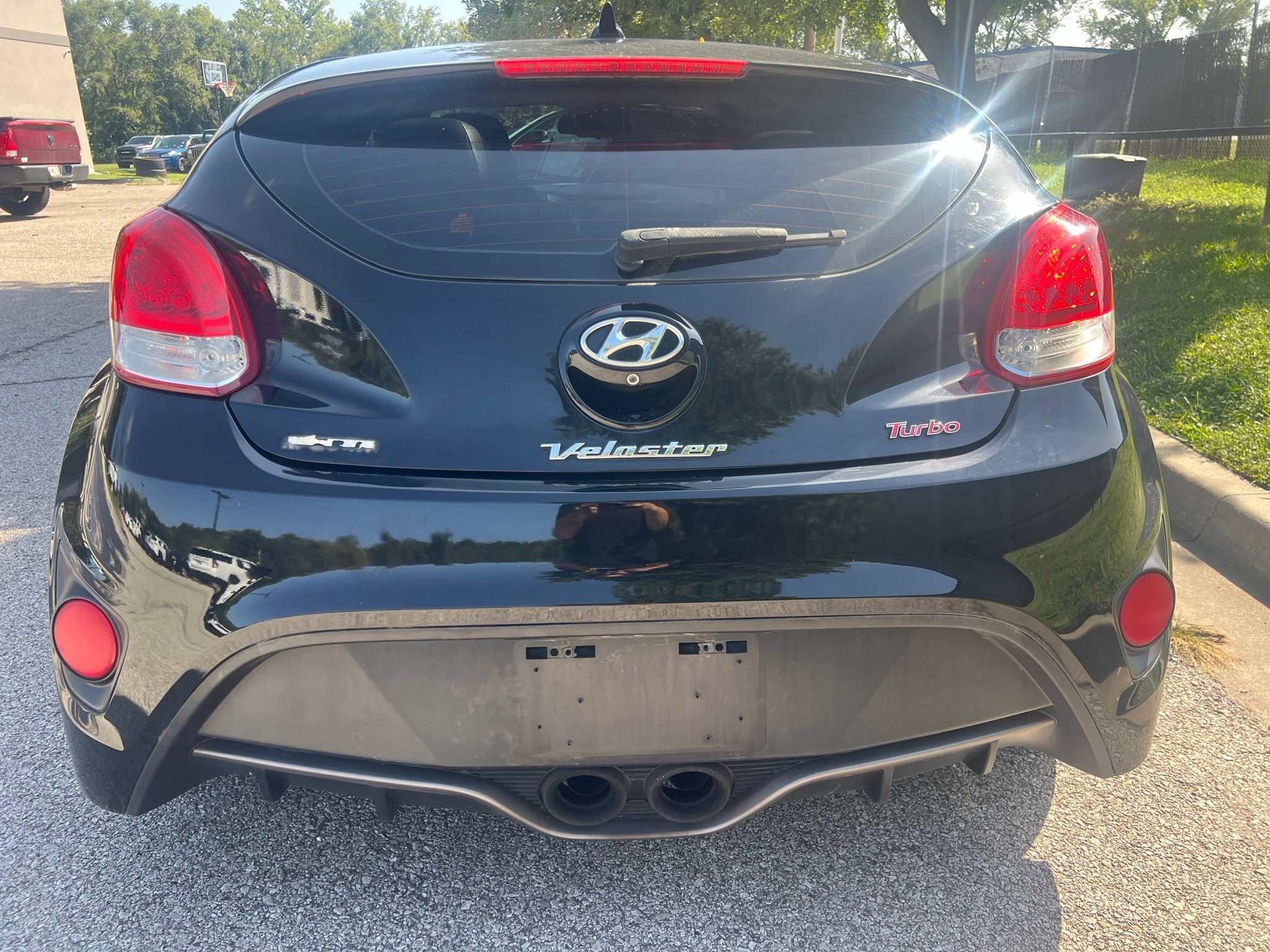 Used 2016 Hyundai Veloster Turbo FWD image 6
