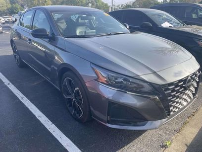 Used 2025 Nissan Altima 2.5 SR