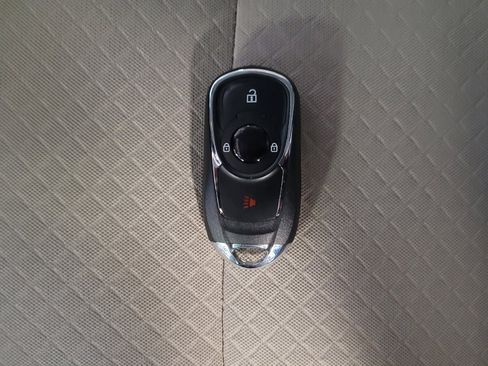 Used 2018 Buick Encore Preferred AWD/4WD image 32
