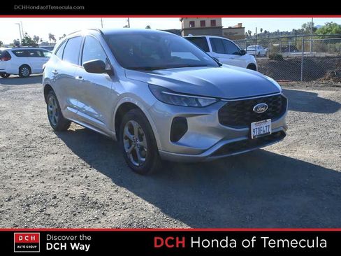 Used 2024 Ford Escape ST-Line w/ Tech Pack #1 AWD/4WD image 3