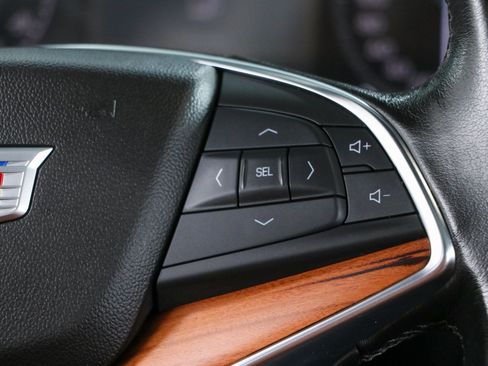 Used 2022 Cadillac XT5 Premium Luxury AWD/4WD image 14