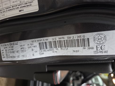 Used 2017 Jeep Cherokee Trailhawk w/ Comfort & Convenience Group image 37