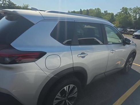 Used 2023 Nissan Rogue SV w/ SV Premium B Package AWD/4WD image 10