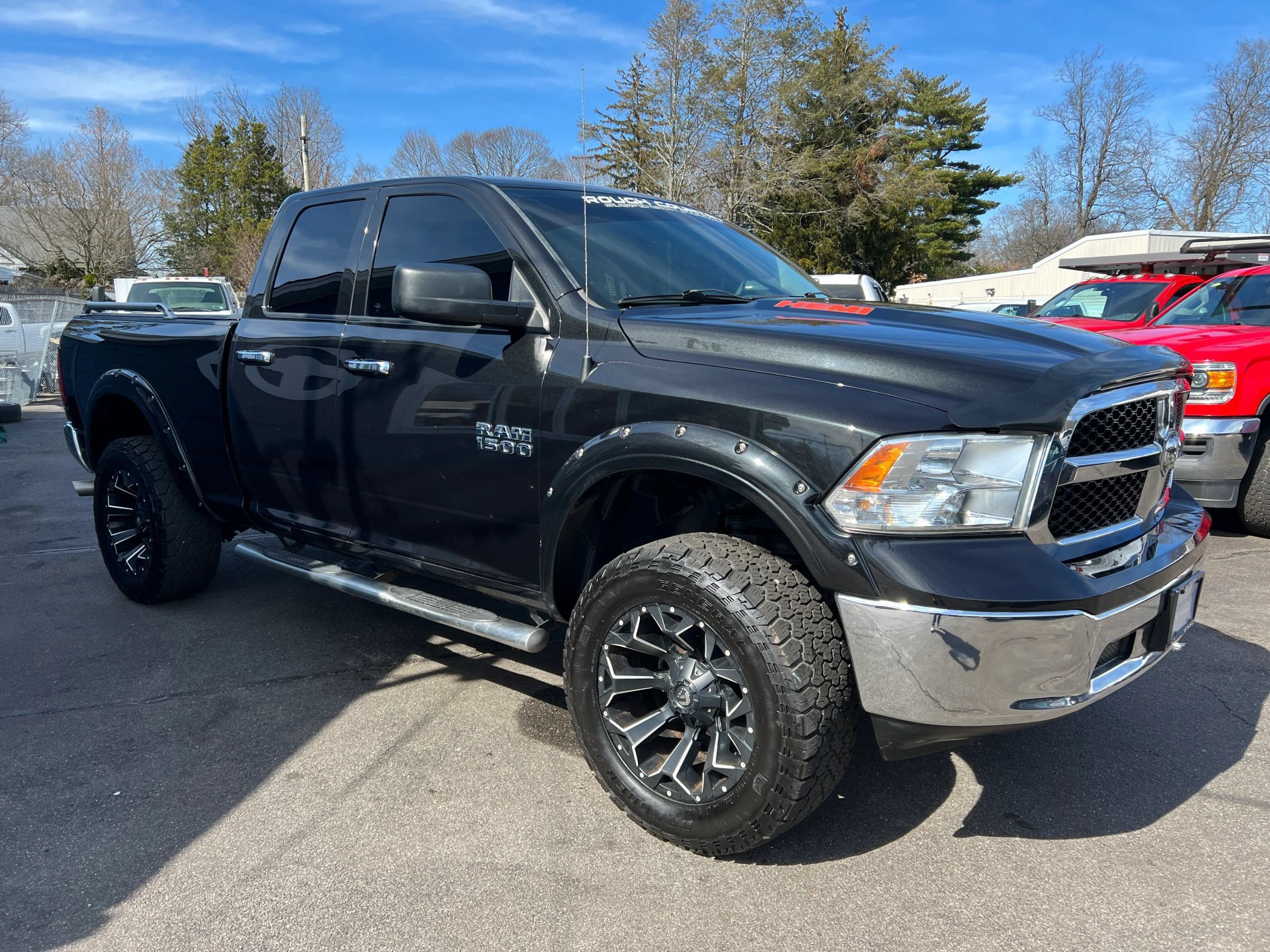 Used 2017 RAM 1500 Classic SLT AWD/4WD image 8