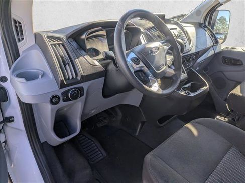 Used 2019 Ford Transit 350 XLT image 9