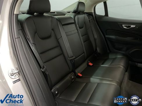 Used 2025 Volvo S60 B5 Core image 68