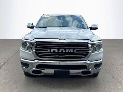 Used 2024 RAM 1500 Laramie AWD/4WD image 9