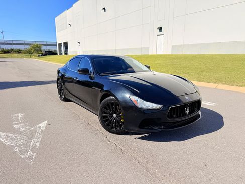 Used 2017 Maserati Ghibli image 3