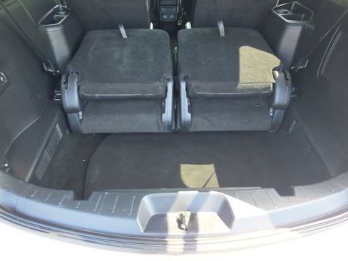 Used 2016 Ford Explorer Limited w/ Equipment Group 303A AWD/4WD image 16
